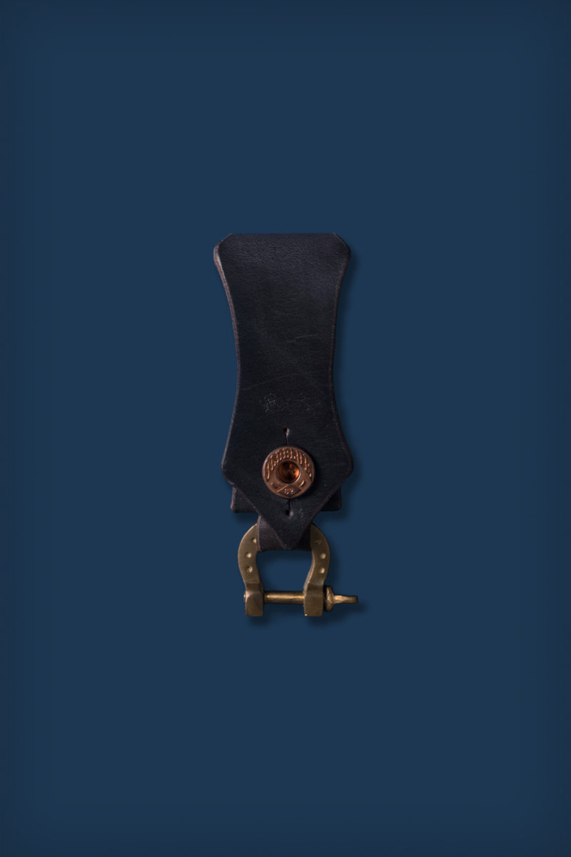 Oldblue Horseshoe Keychain - Navy CXL - MAIN IMAGE